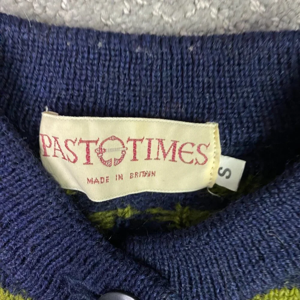 Vintage Past Times Cardigan Sweater Women's Small Floral Knit Wool Made in UK - Picture 4 of 11